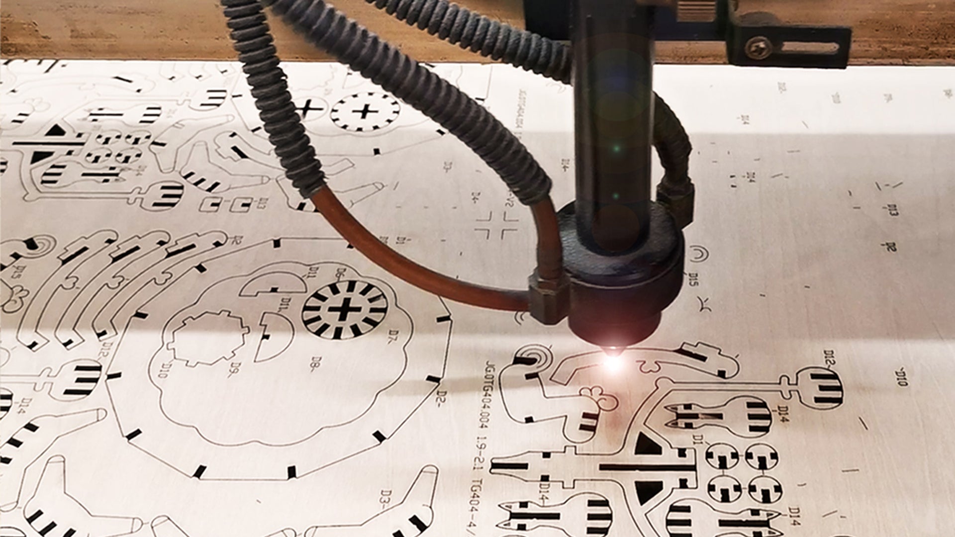 Banner for How Are Wooden Puzzles Cut