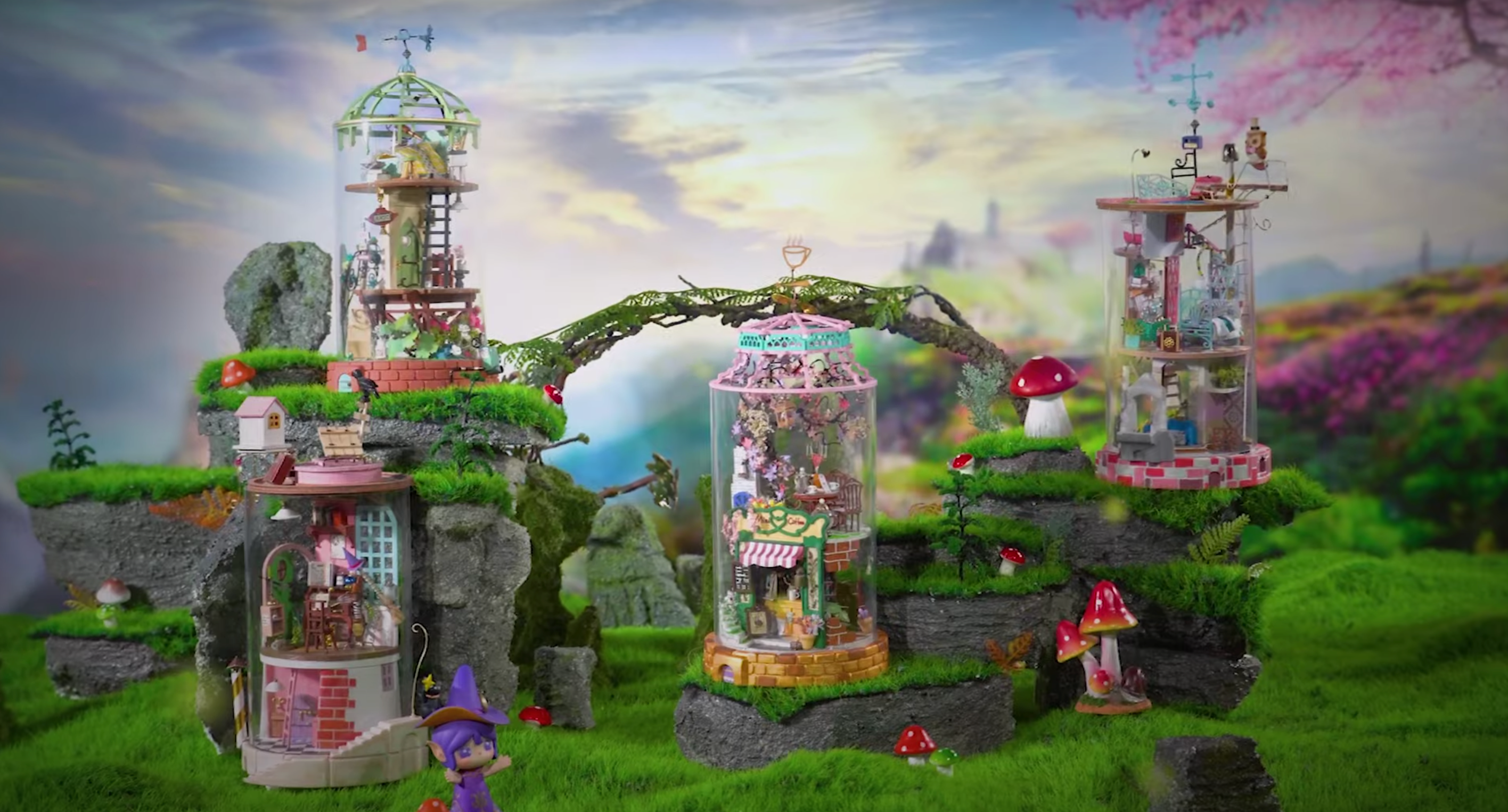 Tiny Life in The Glass Rolife Mysterious World Miniature Miniature House Series