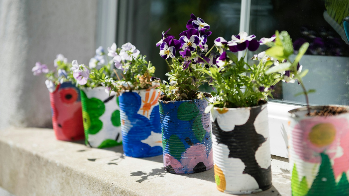 Easy Spring Crafts for Adults: Floral and Nature-Themed Kits