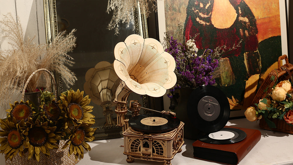 Review the Classics of the Last Century with ROKR Gramophone