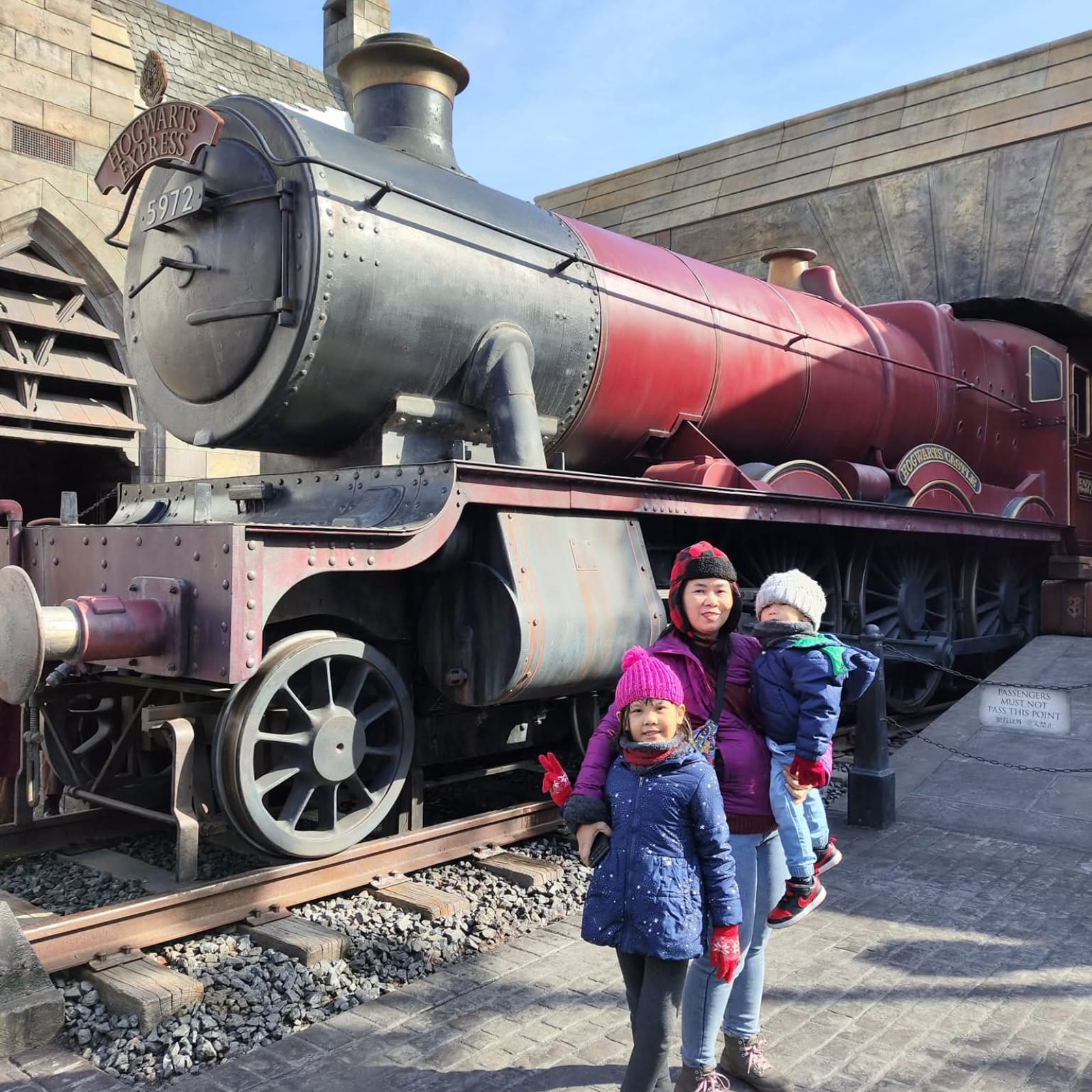 Onze kinderen waren erg verbaasd toen ze stoom uit de trein zagen komen.