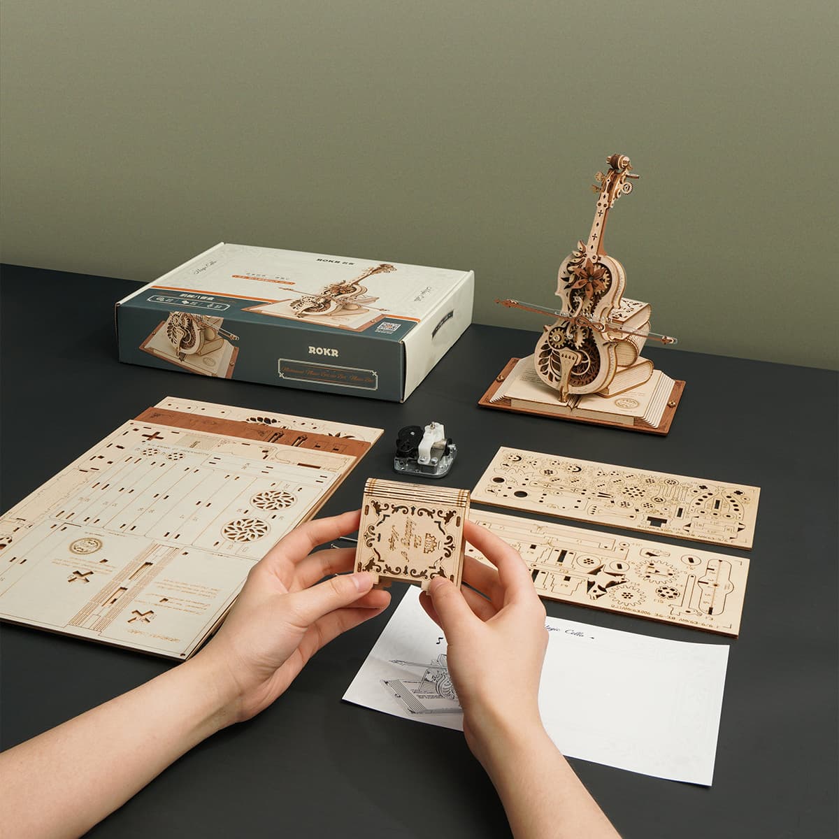 Boîte à musique mécanique ROKR Magic Cello Puzzle en bois 3D AMK63