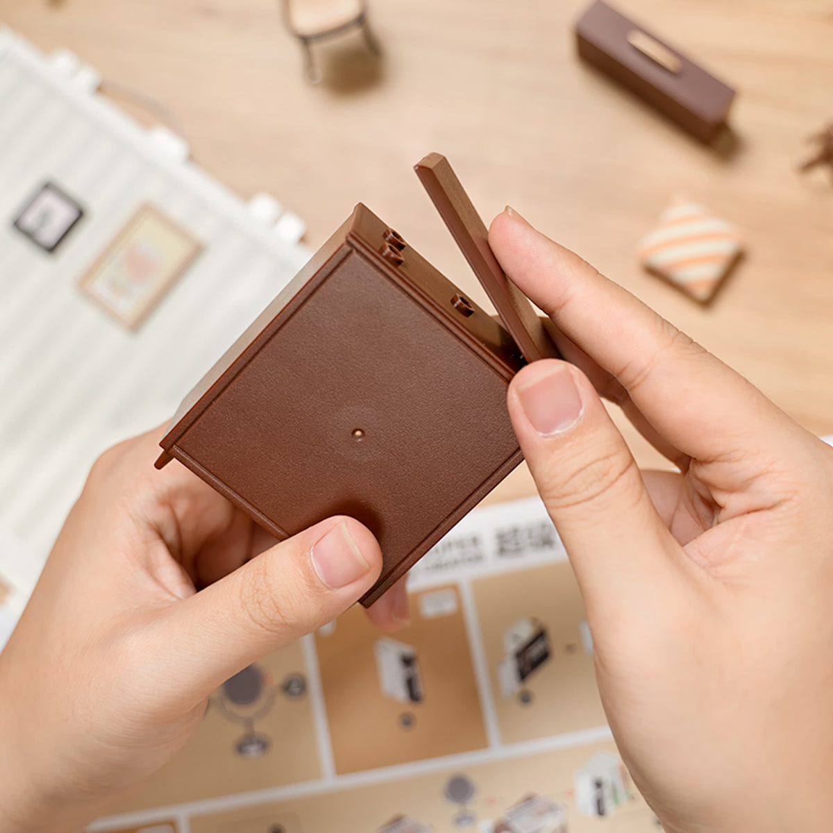 Rolife Sweet Dream Bedroom DIY Miniature House DW009