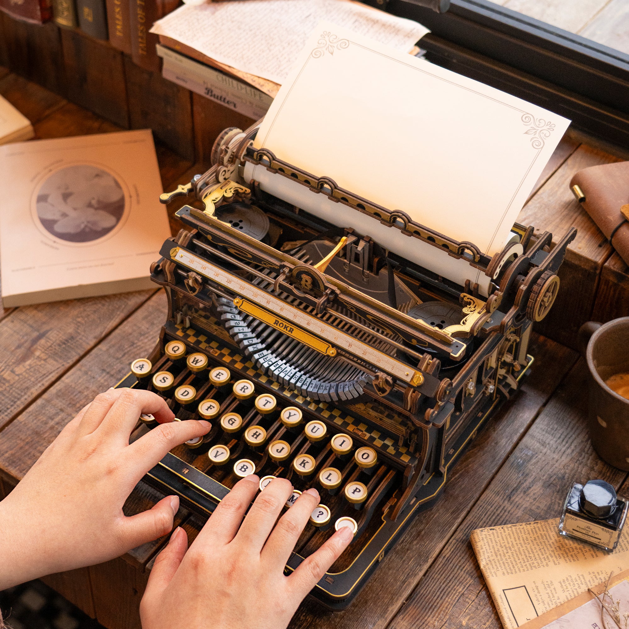 ROKR Mechanical Typewriter Wooden 3D Puzzle LK703B (Classic Version)