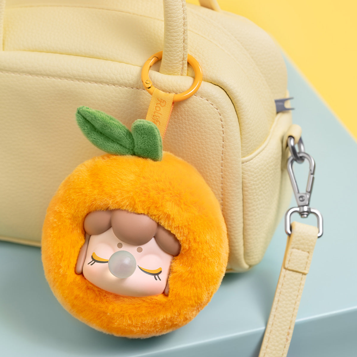 Pendentif en peluche surprise Fruit Mood de Rolife Nanci MNCXX