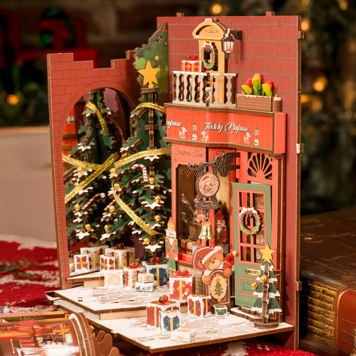 Rolife Christmas Indoor Scene DIY Book Nook TGC07