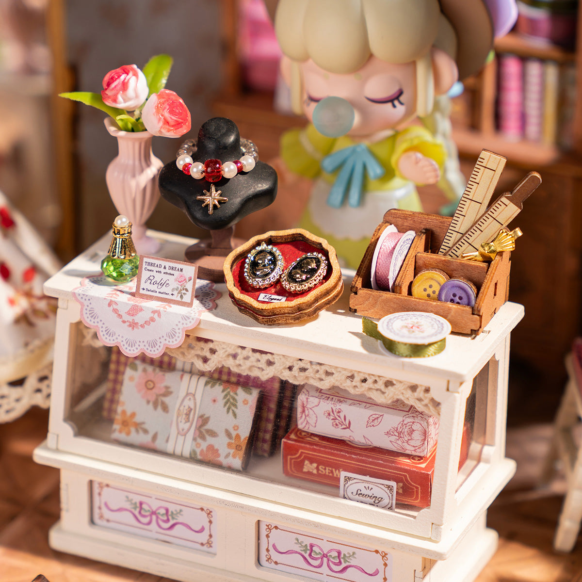 Rolife Elsa's Tailoring DIY Miniature House DG178