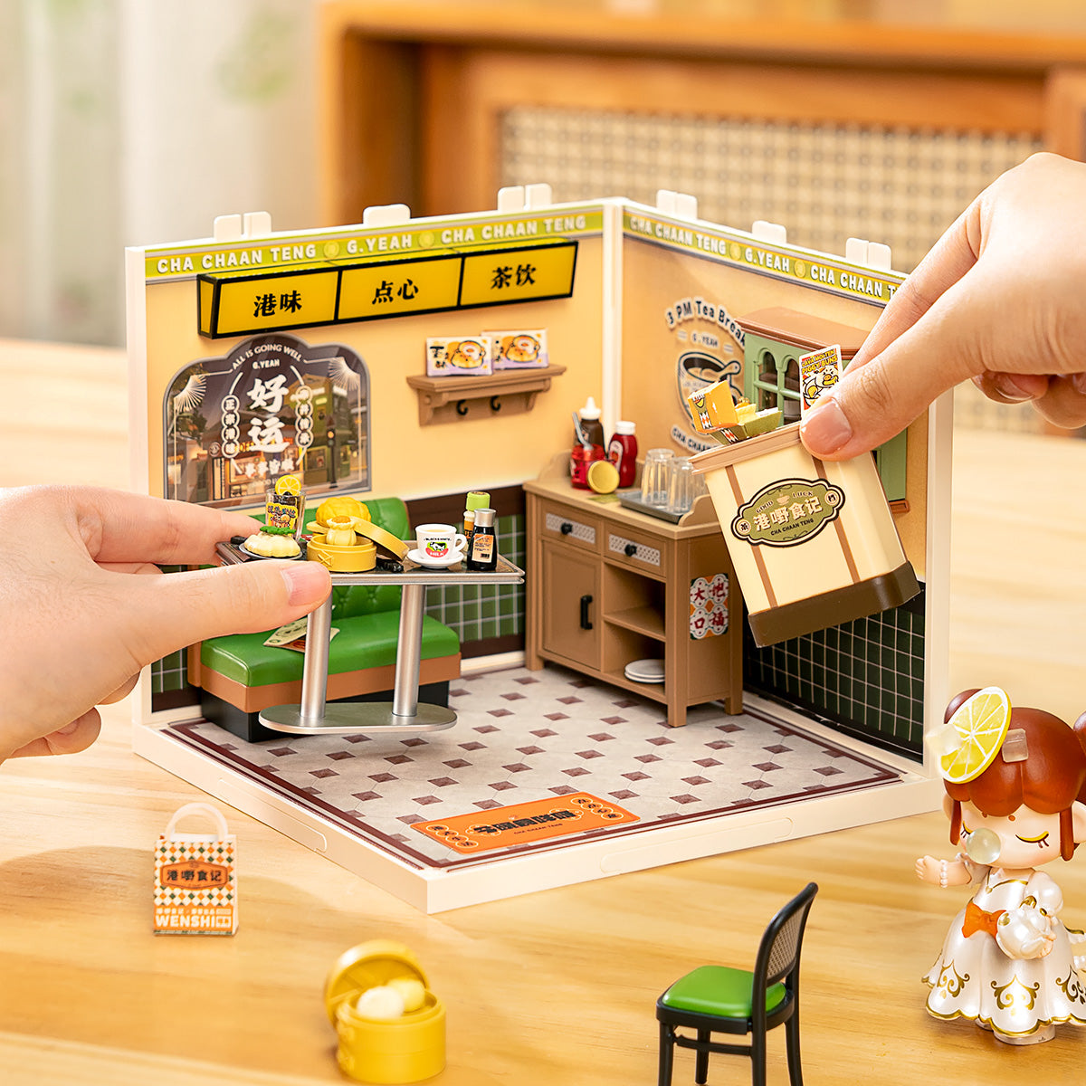 Rolife Hong Kong Bites Cafe DIY Miniature House DW021