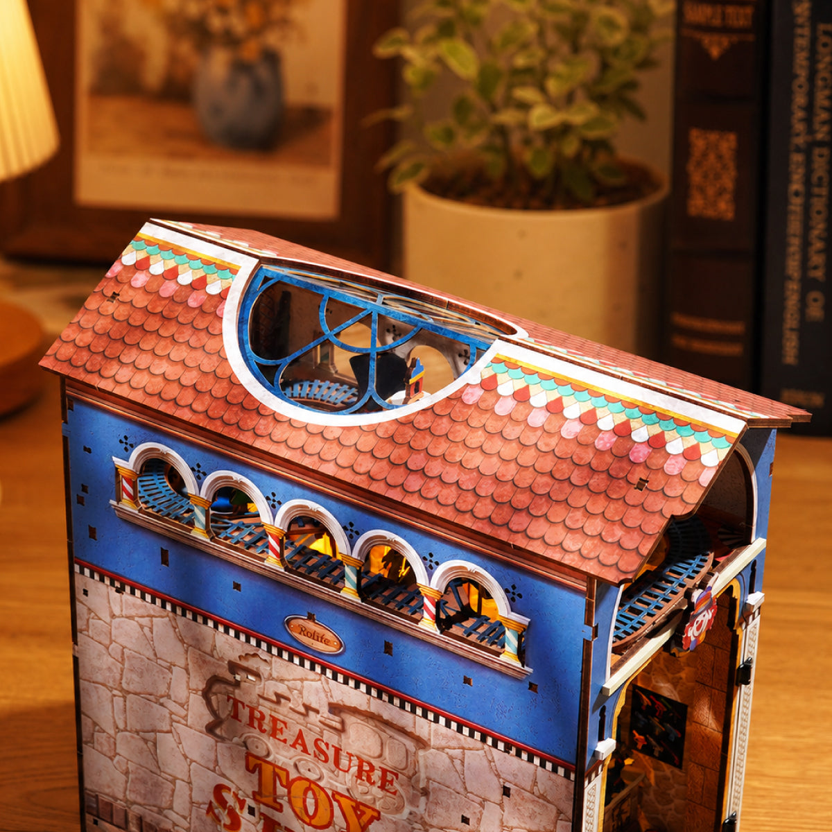 Treasure Toy Shop DIY Book Nook roof and side window detail