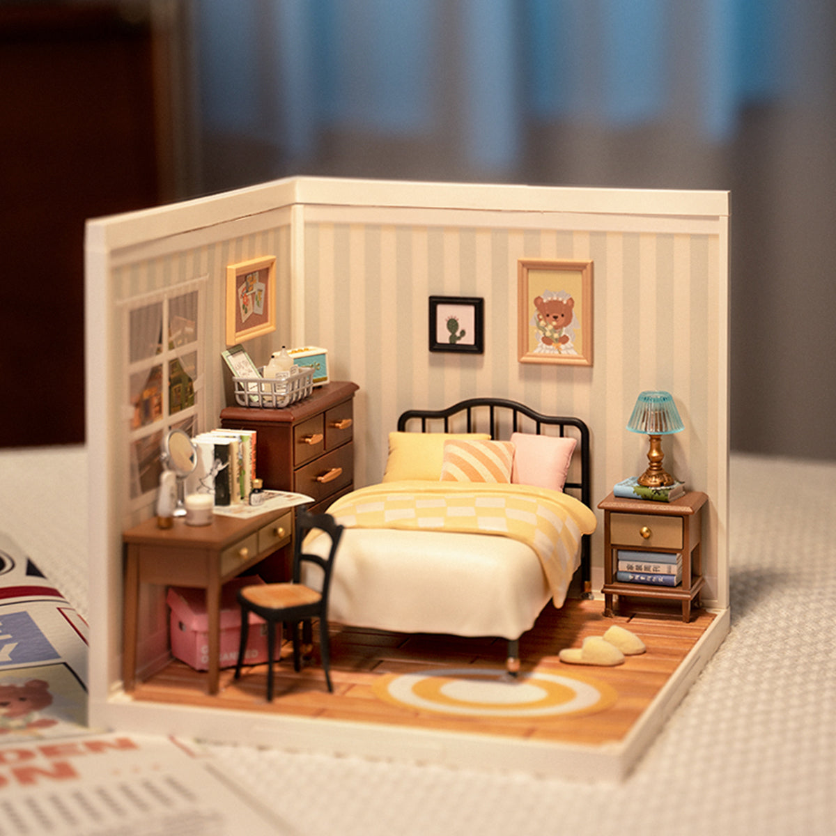 Rolife Sweet Dream Bedroom DIY Miniature House DW009
