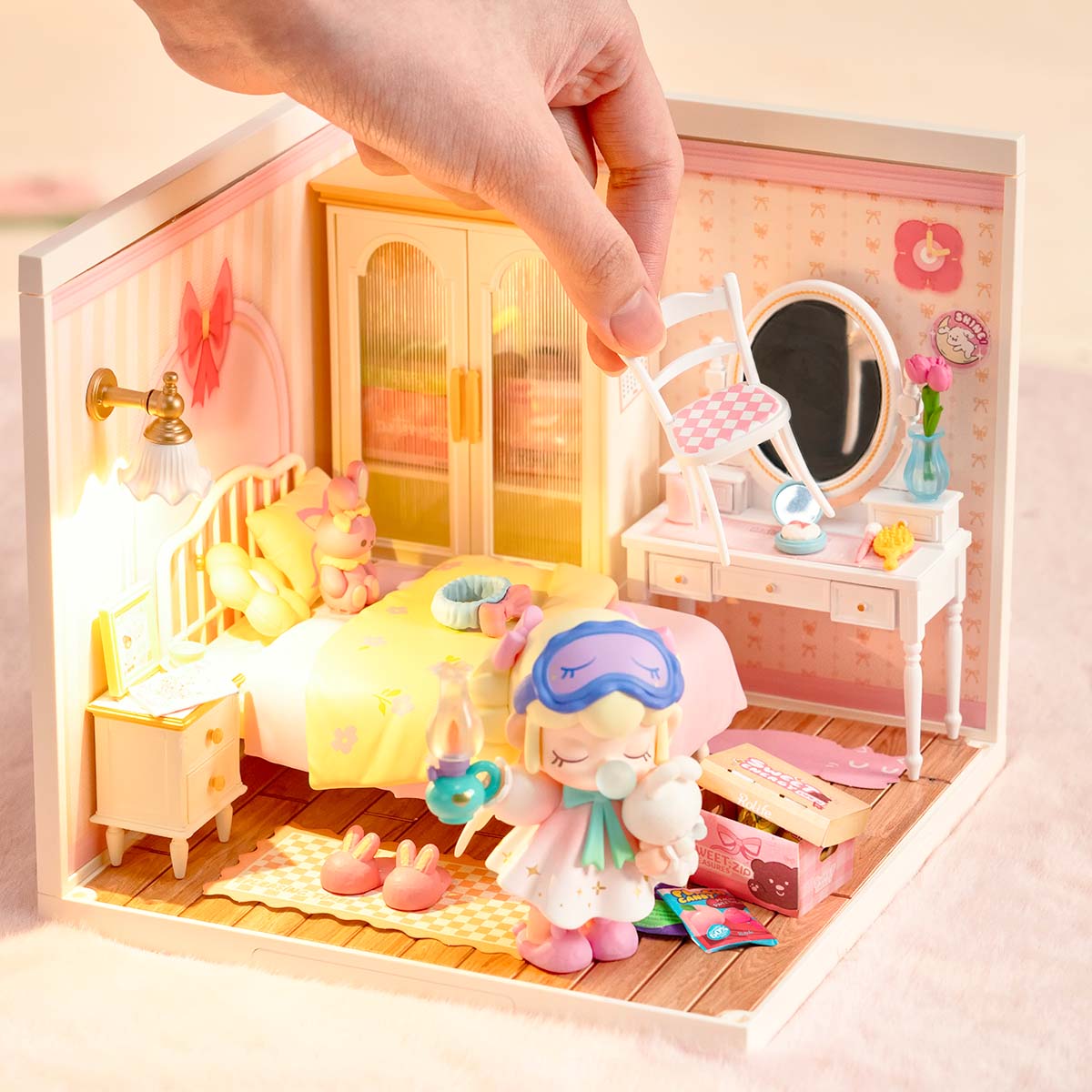 Rolife Lovely Pink Bedroom DIY Miniature House DW016