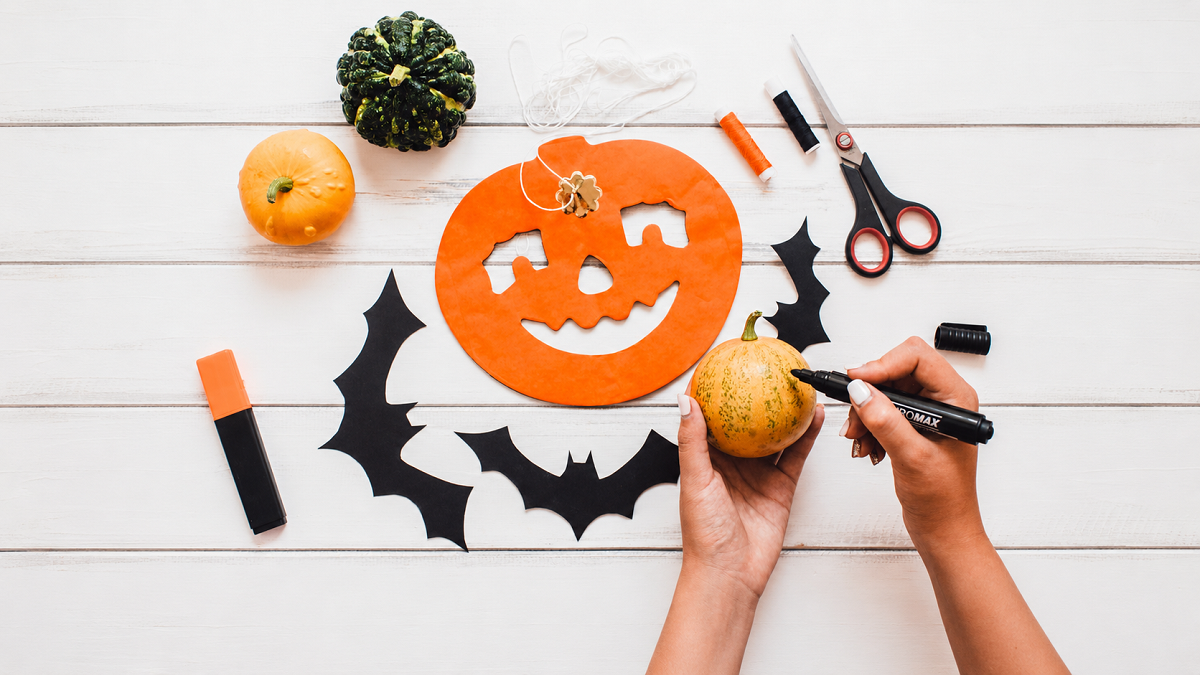 14 Easy Halloween Crafts to Do at Home