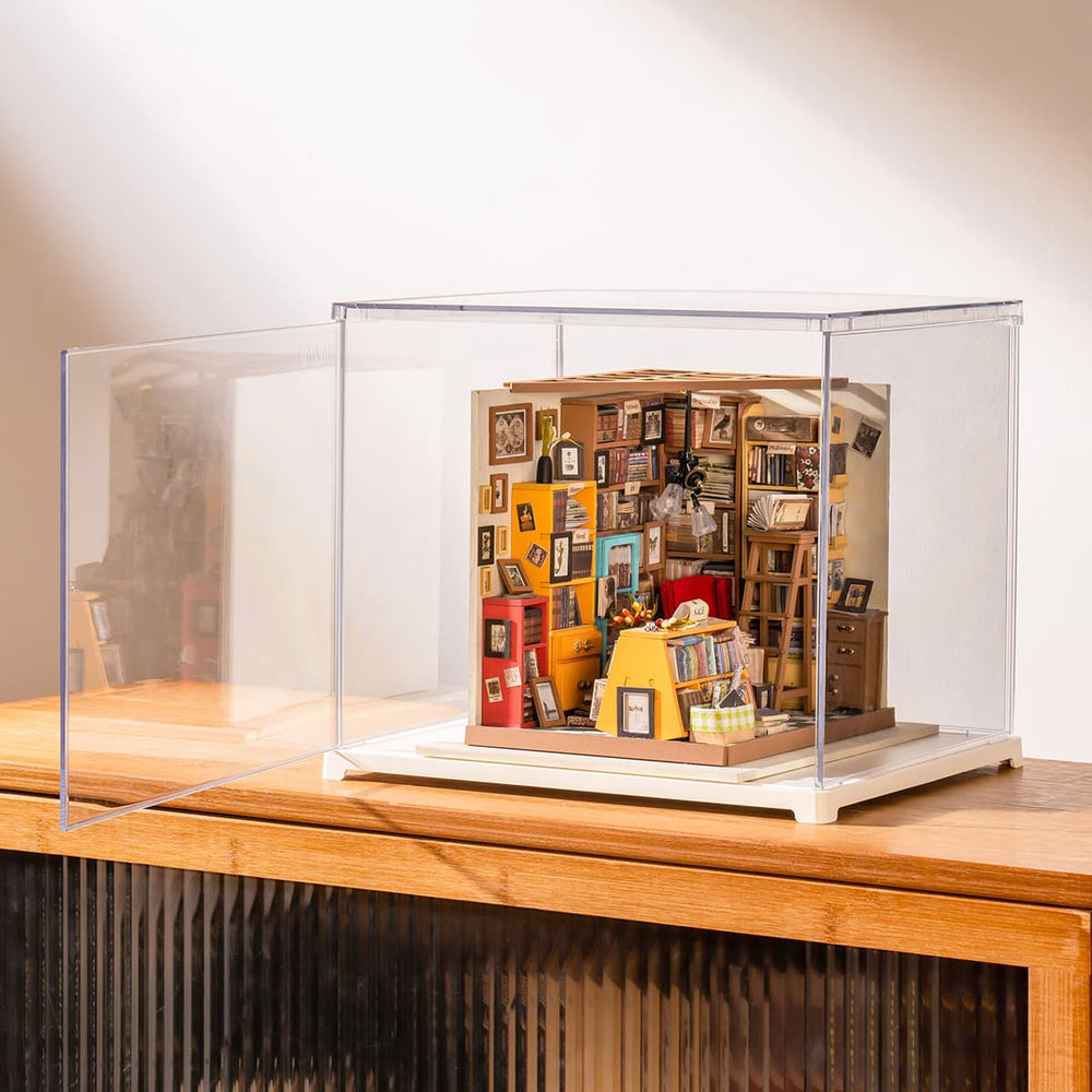Rolife Sam's Study Library DG102 with Display Box DF03L | Robotime