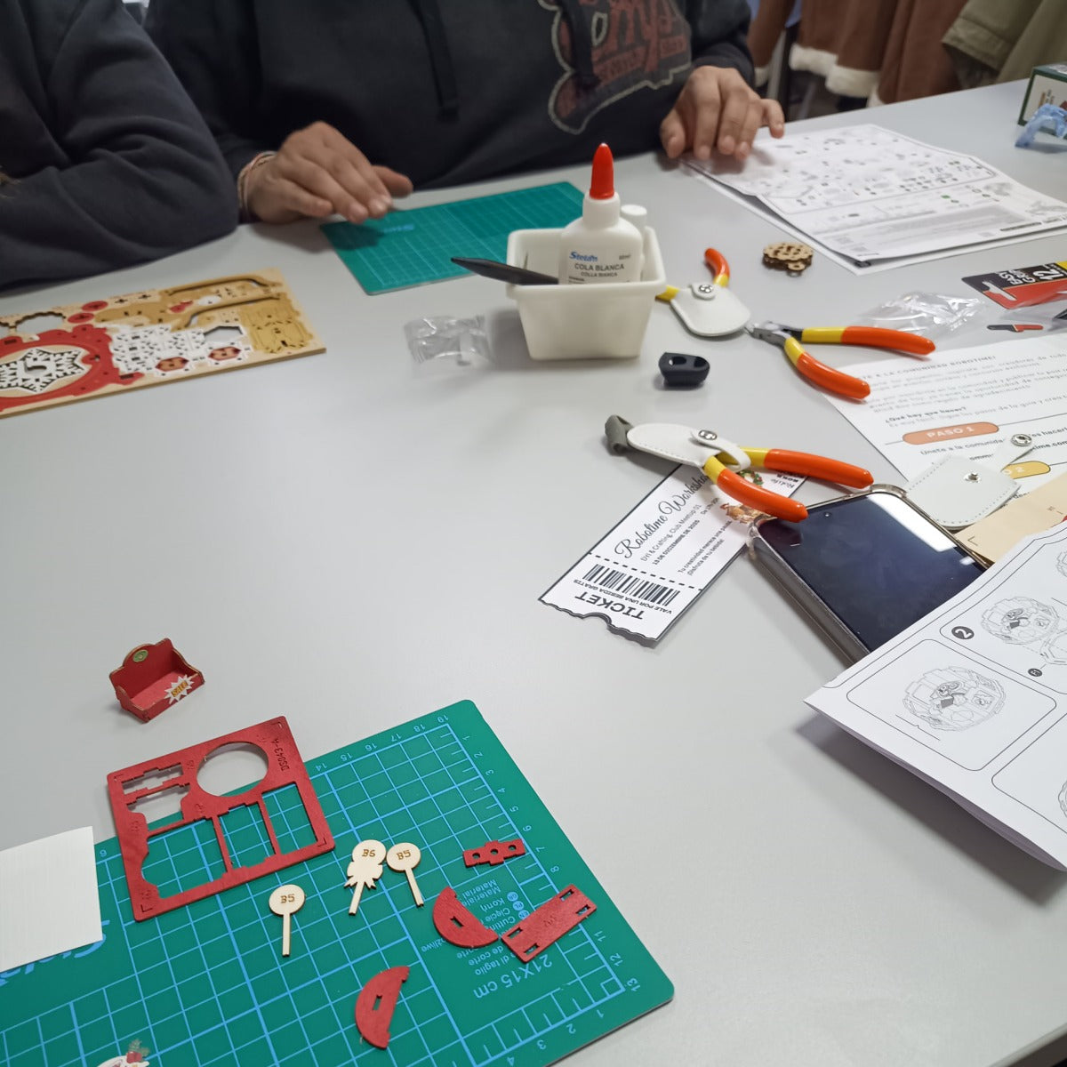 Cutting mats and tools from Robitme (photo courtesy of Kristie)