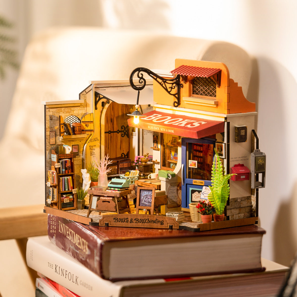 Rolife Corner Bookstore DIY Miniature House Kit DG164 | Robotime