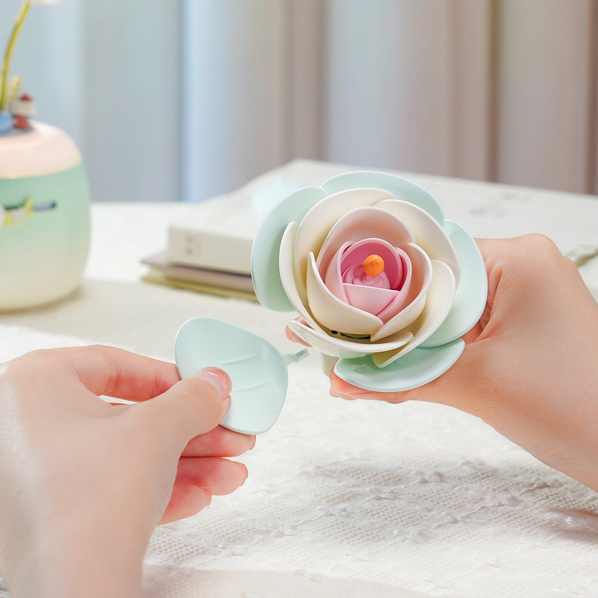 ROKR Minty Camellia Lamp DIY 3D Flower Night Light AF02S