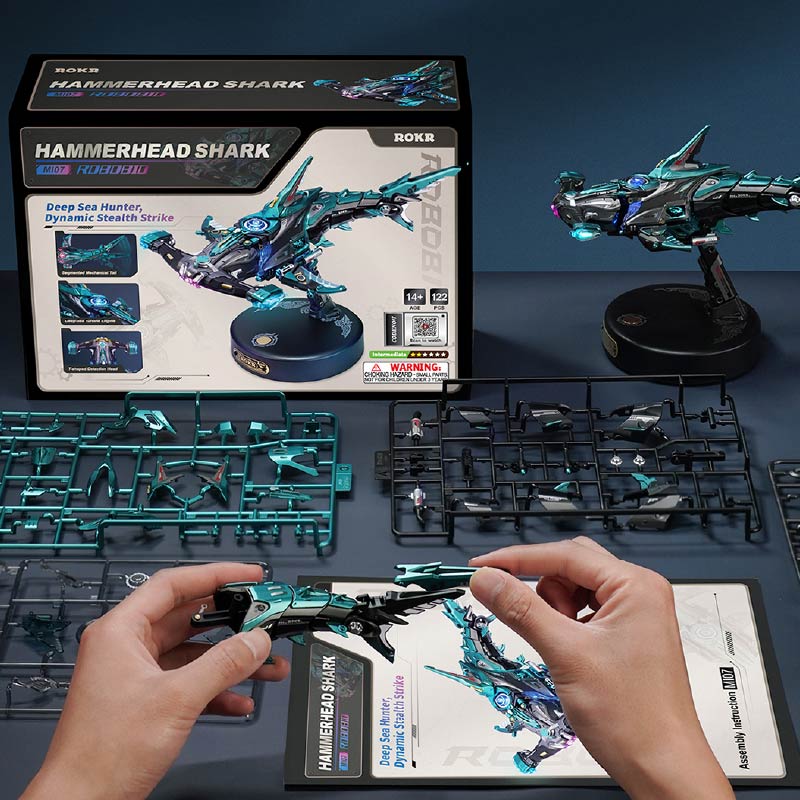 Immersive Self-assembly Experience