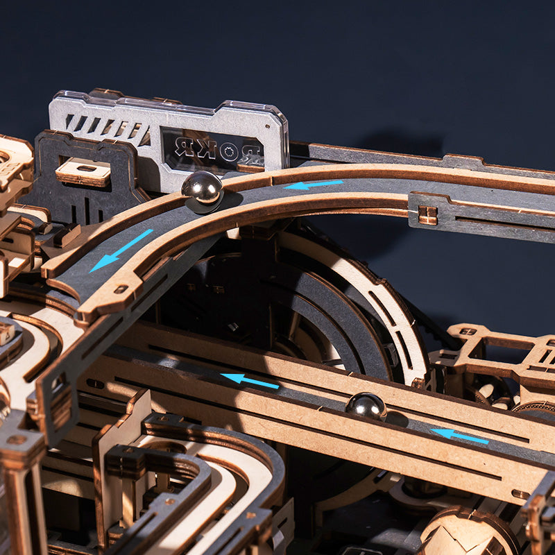 Gear engagement transmission